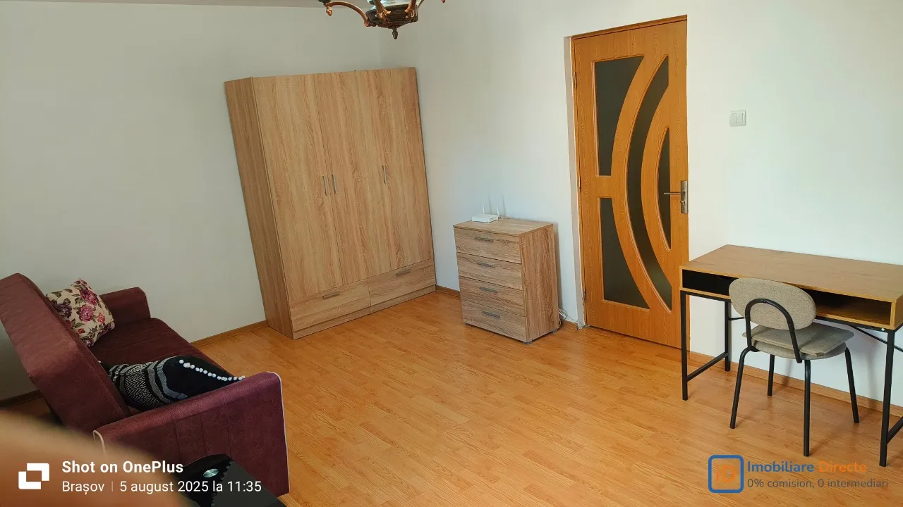 Imagine Inchiriere apartament 2 camere, zona centrala (strada Toamnei), mobilat si utilat complet.